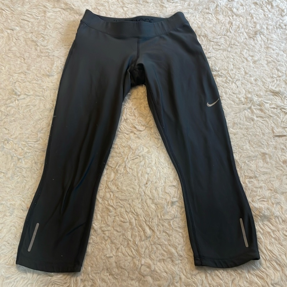 Nike Crop Leggings